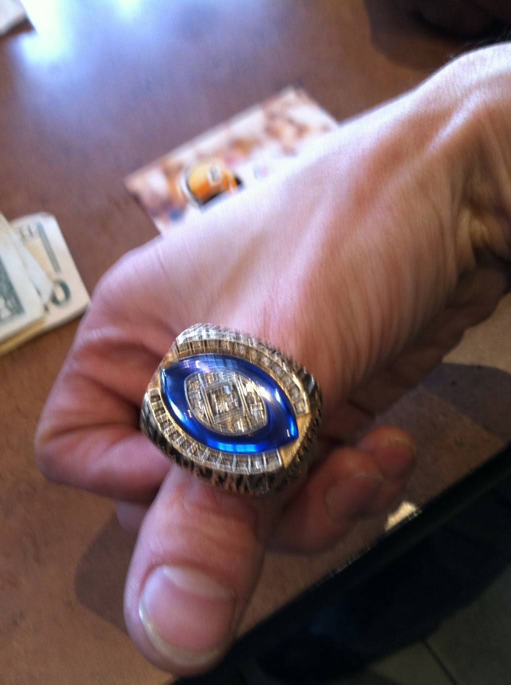 Buffalo Wild Wings | restaurant | 176 E Main St, Kent, OH 44240, USA | 3306789464 OR +1 330-678-9464