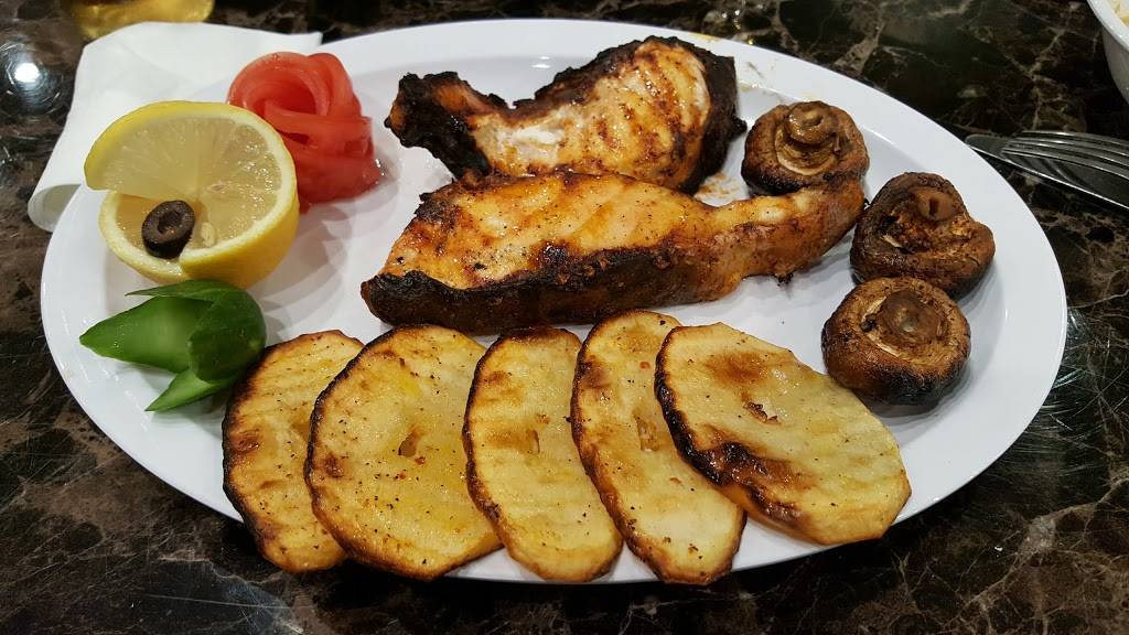 Golden Fork Restaurant 2 | restaurant | 13316 Vanowen St, Van Nuys, CA 91405, USA | 8187650029 OR +1 818-765-0029