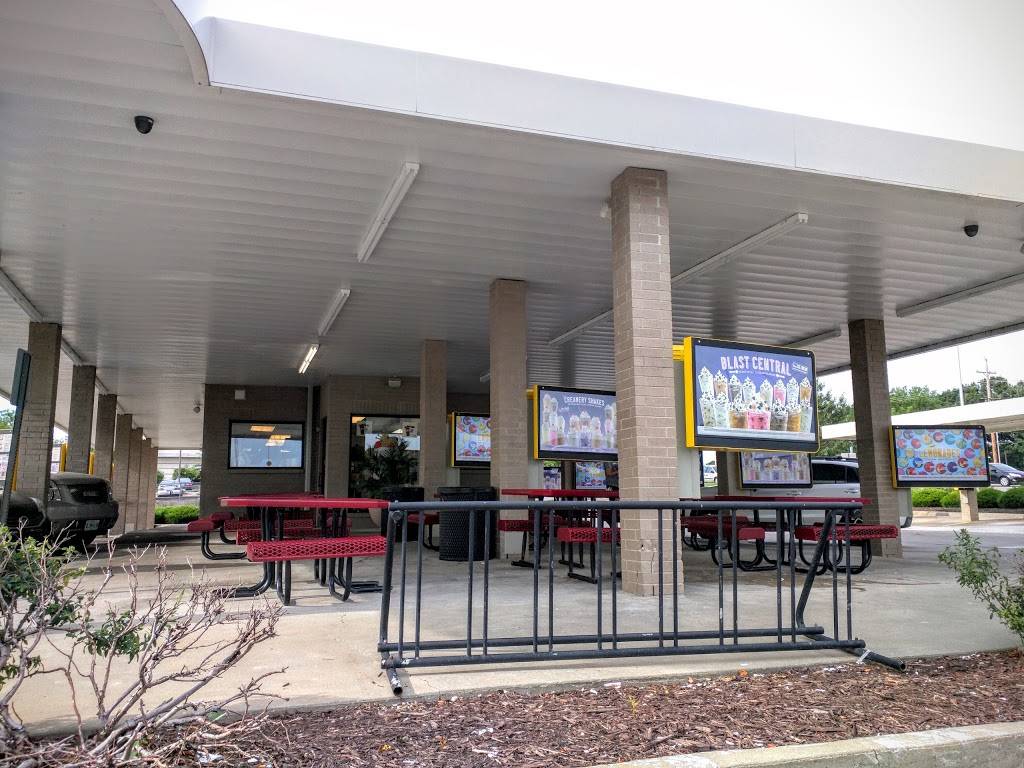 Sonic Drive-In | restaurant | 10701 Roe Ave, Overland Park, KS 66211, USA | 9139010175 OR +1 913-901-0175