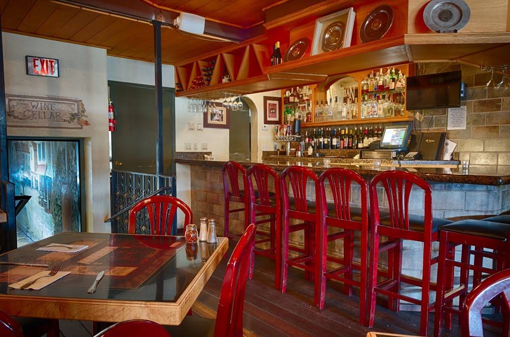 The Venetian Restaurant | restaurant | 3663 Voltaire St, San Diego, CA 92106, USA | 6192238197 OR +1 619-223-8197