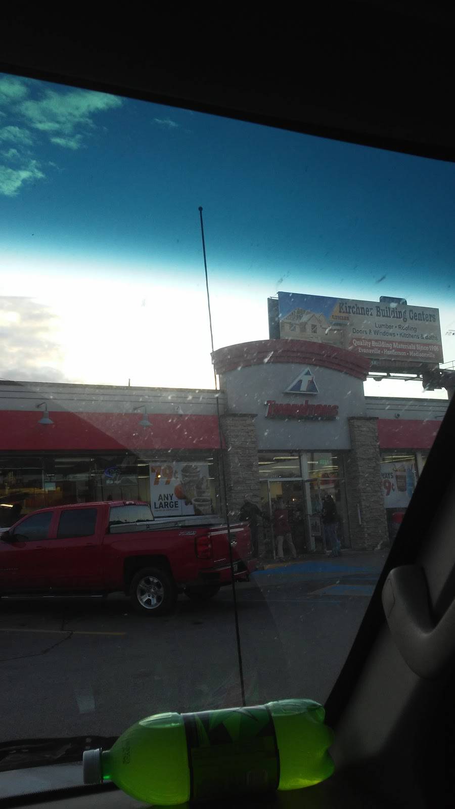 Thorntons | bakery | 114 Rosenberger Ave, Evansville, IN 47712, USA | 8124226251 OR +1 812-422-6251