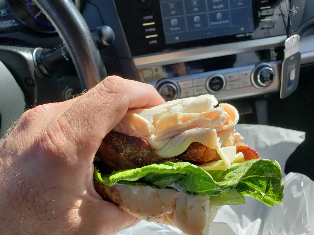 Anthonys Food Shop | bakery | 679 US-1, York, ME 03909, USA | 2073632322 OR +1 207-363-2322