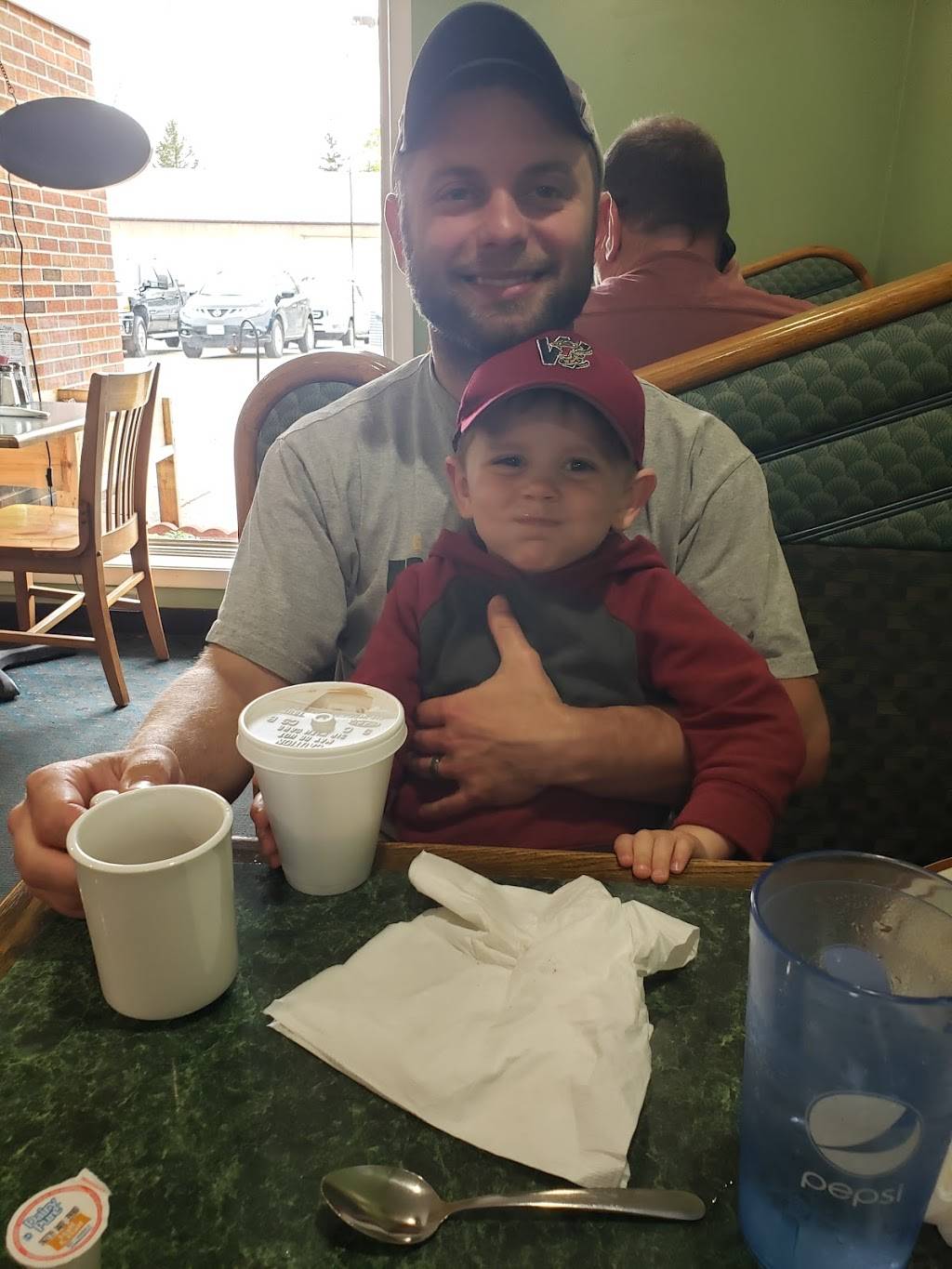 All Seasons Family Restaurant | restaurant | 510 E Rhine St, Elkhart Lake, WI 53020, USA | 9208762839 OR +1 920-876-2839