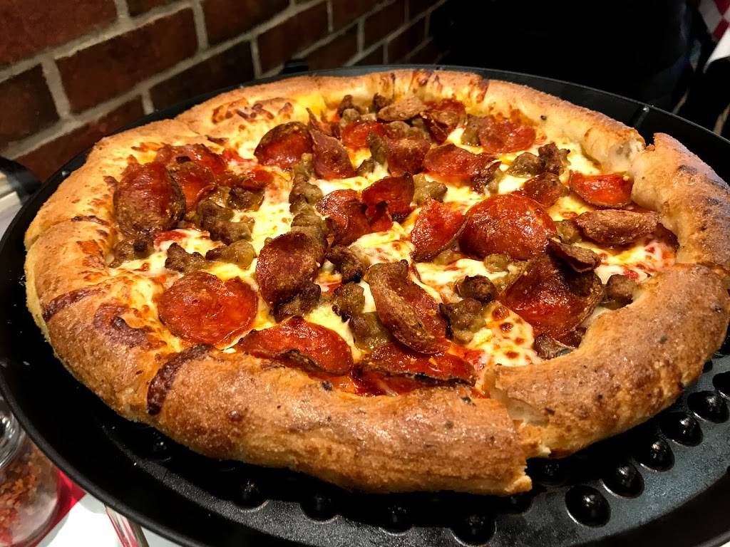 Greeks Pizzeria | restaurant | 10240 E US Hwy 36, Avon, IN 46123, USA | 3177578190 OR +1 317-757-8190