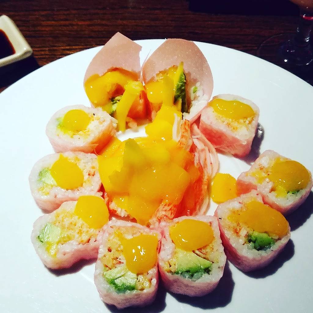 Mikado Japanese Restaurant | restaurant | 2856, 3 Melilli Plaza, Middletown, CT 06457, USA | 8603466655 OR +1 860-346-6655