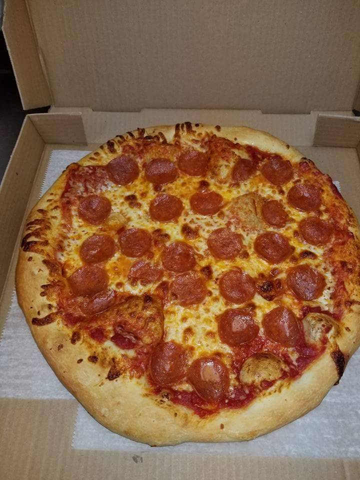 Mikeys Subs & Stuff | restaurant | 1240 PA-168, Georgetown, PA 15043, USA | 7245731220 OR +1 724-573-1220