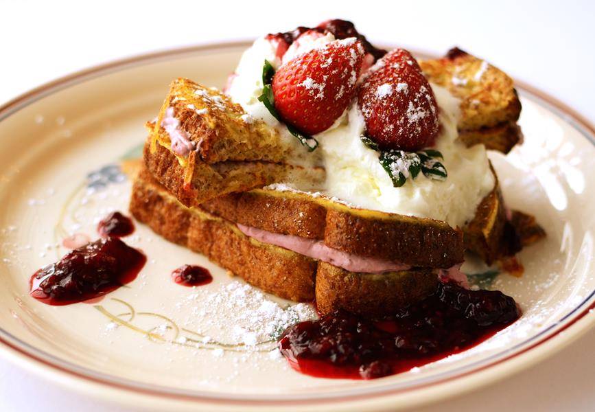 The Red Door Restaurant | restaurant | 126 N Sykes St, Meaford, ON N4L 1P3, Canada | 5195385899 OR +1 519-538-5899