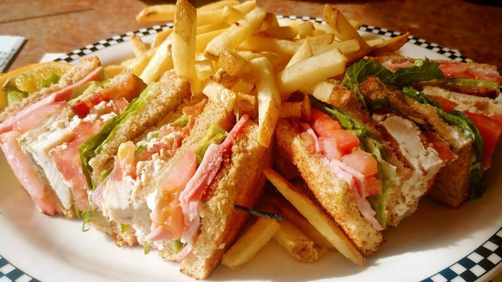 Emeryville Black Bear Diner | restaurant | 5750 Christie Ave, Emeryville, CA 94608, USA | 5106542327 OR +1 510-654-2327