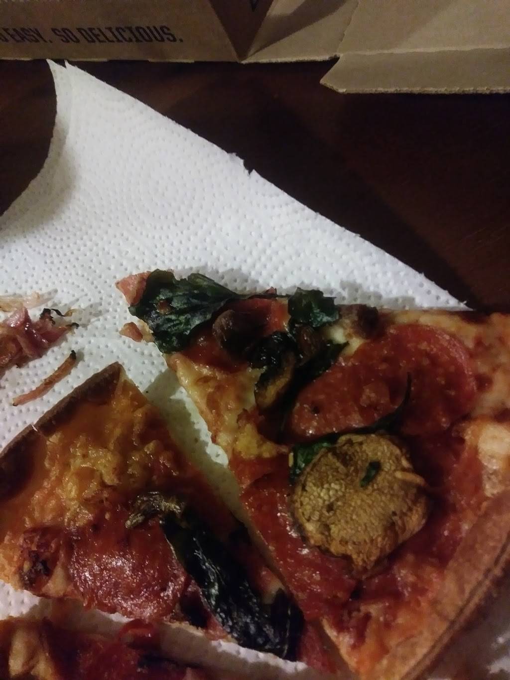 Pizza Hut | restaurant | 2261 Singleton Blvd Suite 108, Dallas, TX 75212, USA | 2149051129 OR +1 214-905-1129