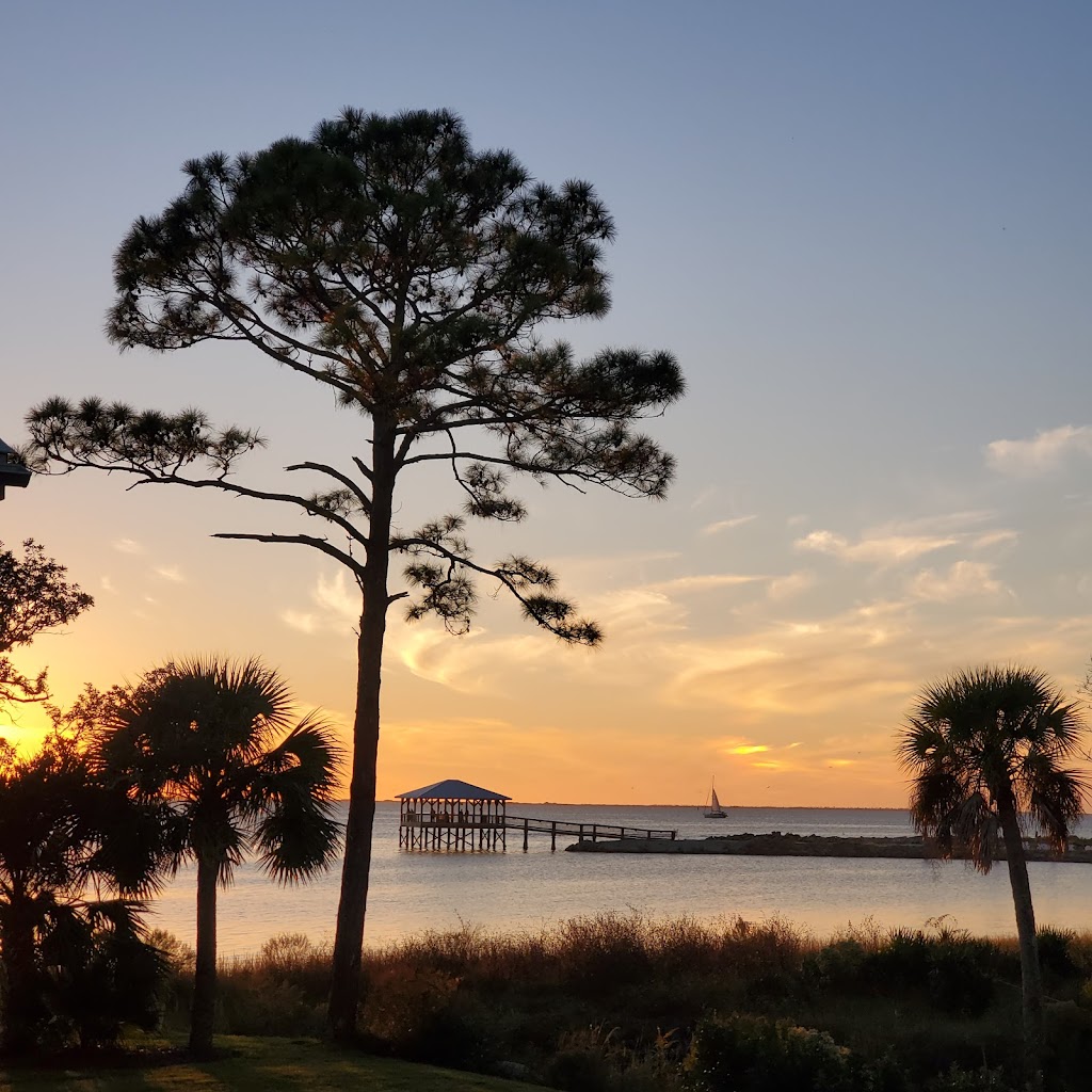 The White Marlin and Oysterette | restaurant | 602 Monument Ave, Port St Joe, FL 32456, USA | 8503080938 OR +1 850-308-0938