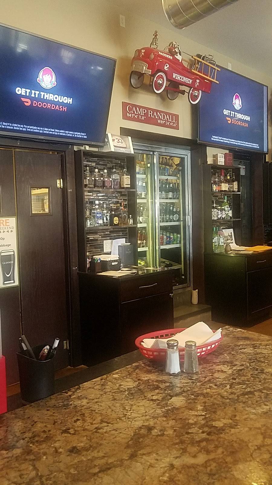 Park Side Pub | restaurant | 5016 Erling Ave, McFarland, WI 53558, USA | 6088386045 OR +1 608-838-6045