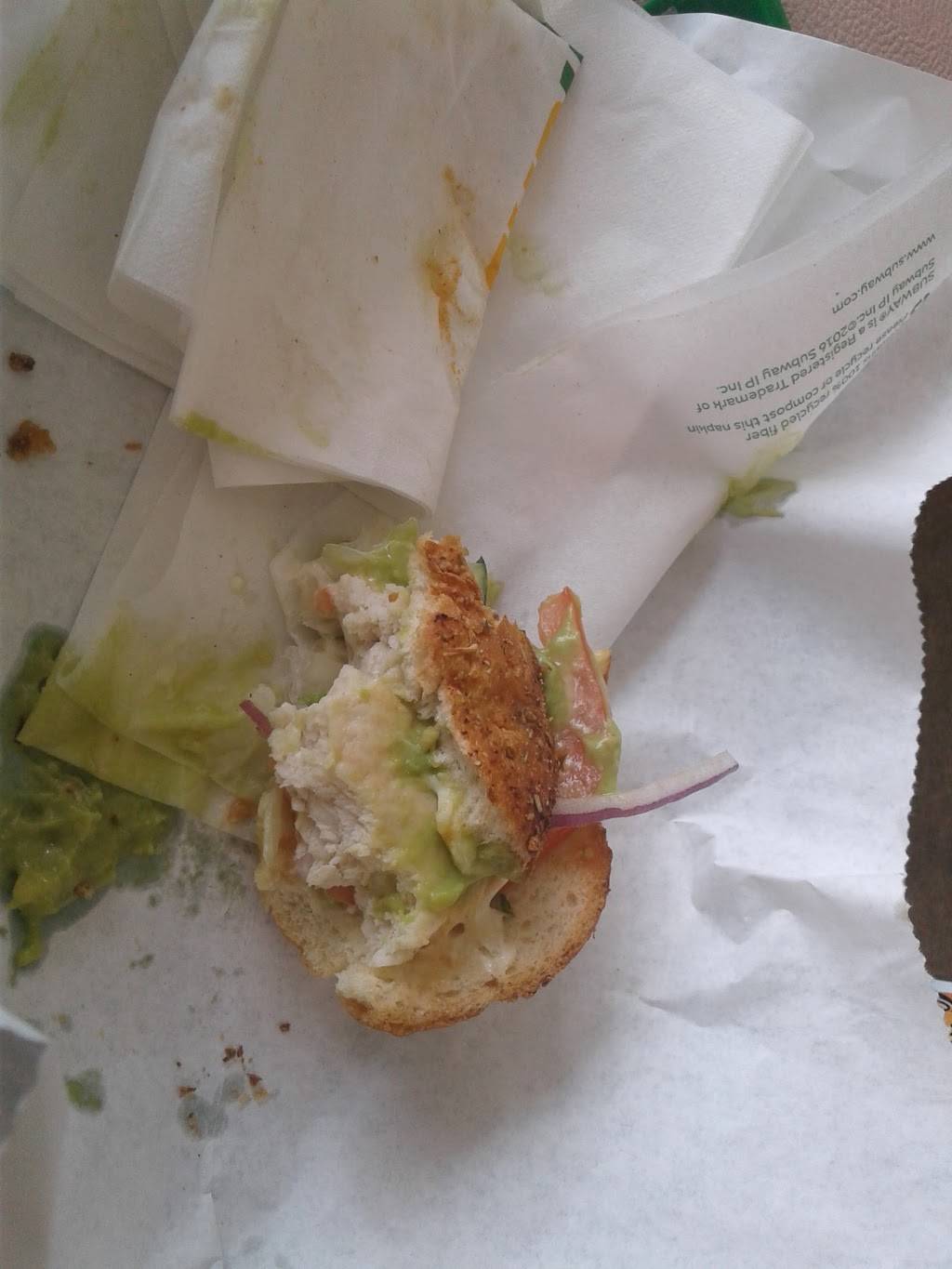 Subway Restaurants | restaurant | 6755 Hillcroft #C Bellaire Hillcroft S/C, Houston, TX 77081, USA | 7137761898 OR +1 713-776-1898