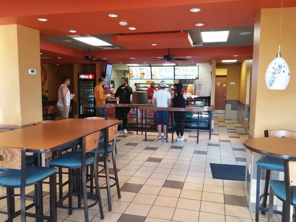 Popeyes® (Dufferin & Yorkdale) | restaurant | 3317 Dufferin St, Toronto, ON M6A 2T7, Canada | 6473434100 OR +1 647-343-4100