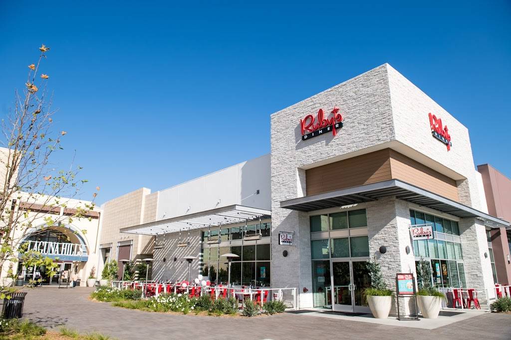 Rubys Diner | restaurant | 24155 Laguna Hills Mall #1840, Laguna Hills, CA 92653, USA | 9495887829 OR +1 949-588-7829