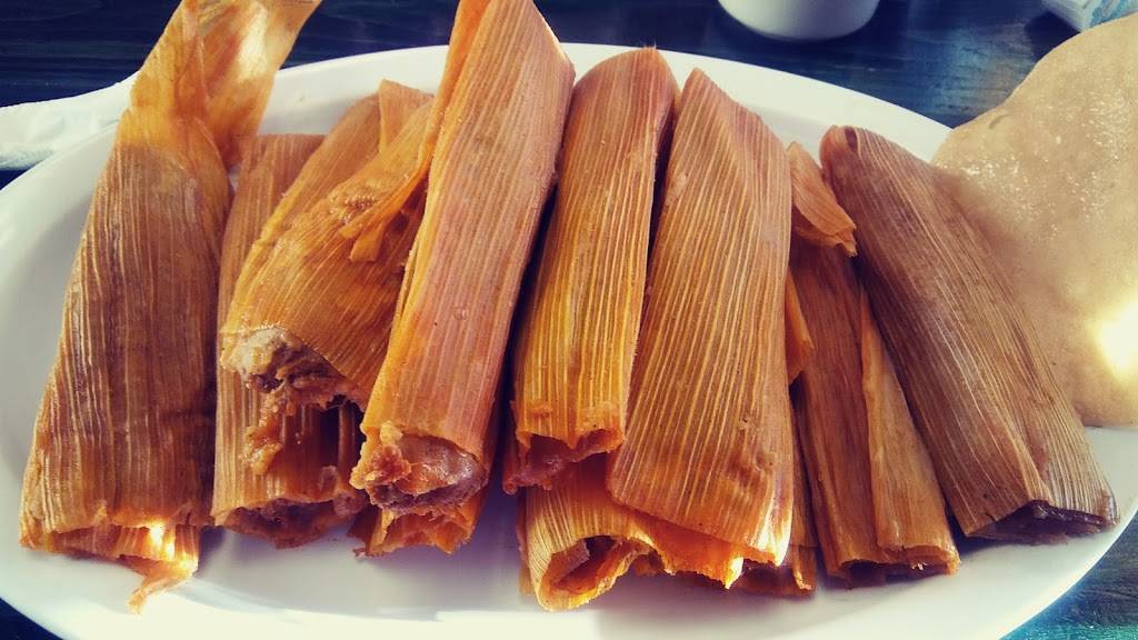 Claudias Restaurant | restaurant | 1942, 1305 Pleasanton Rd, San Antonio, TX 78214, USA | 2103621204 OR +1 210-362-1204