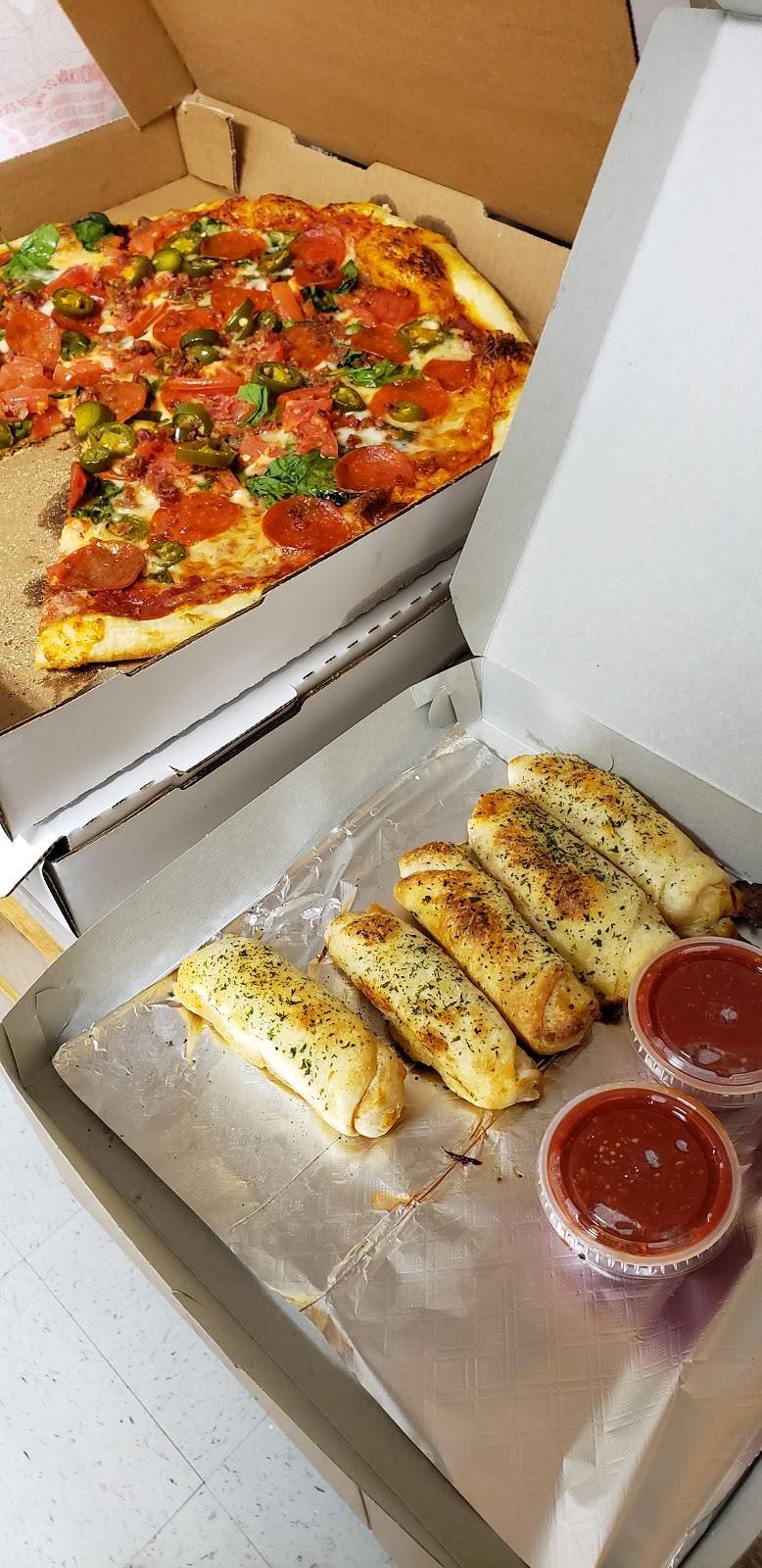 The Pizza Joint | restaurant | 2900 N Mesa St STE F, El Paso, TX 79902, USA | 9155334066 OR +1 915-533-4066