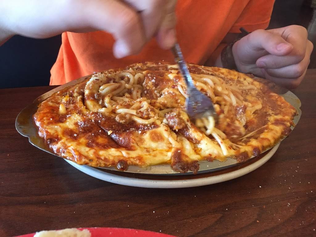 Gondola Restaurant | restaurant | 412 E Carroll St, Tullahoma, TN 37388, USA | 9314559738 OR +1 931-455-9738