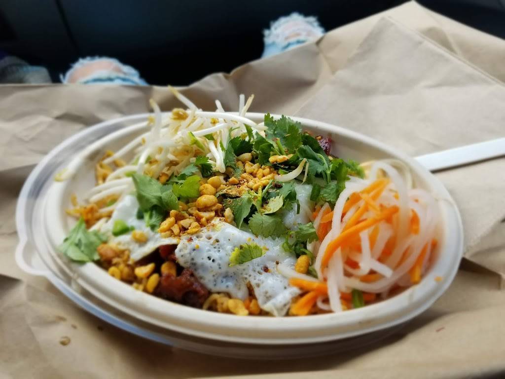 Lone Wolf Banh Mi | restaurant | 3136 E 11th St, Tulsa, OK 74104, USA | 9188614232 OR +1 918-861-4232