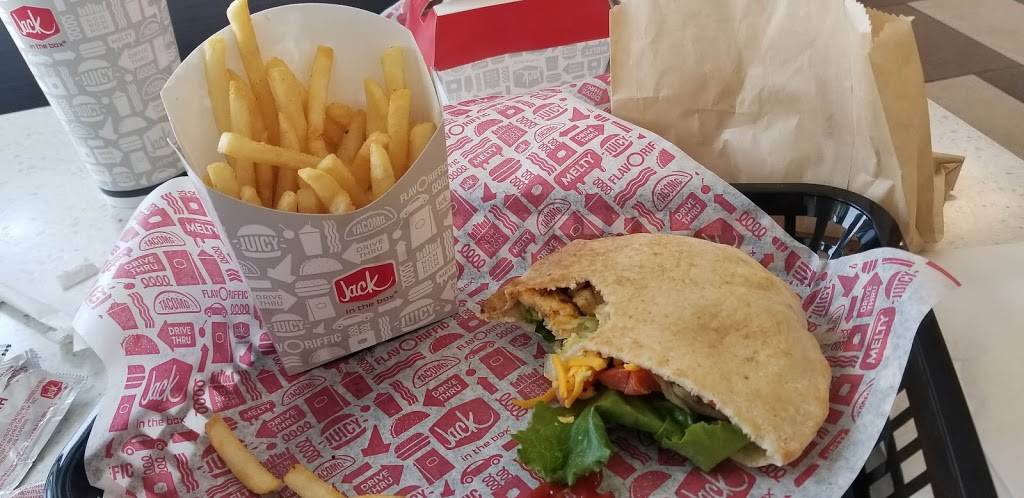 Jack in the Box | restaurant | 3653 E Highland Ave, Highland, CA 92346, USA | 9098640466 OR +1 909-864-0466