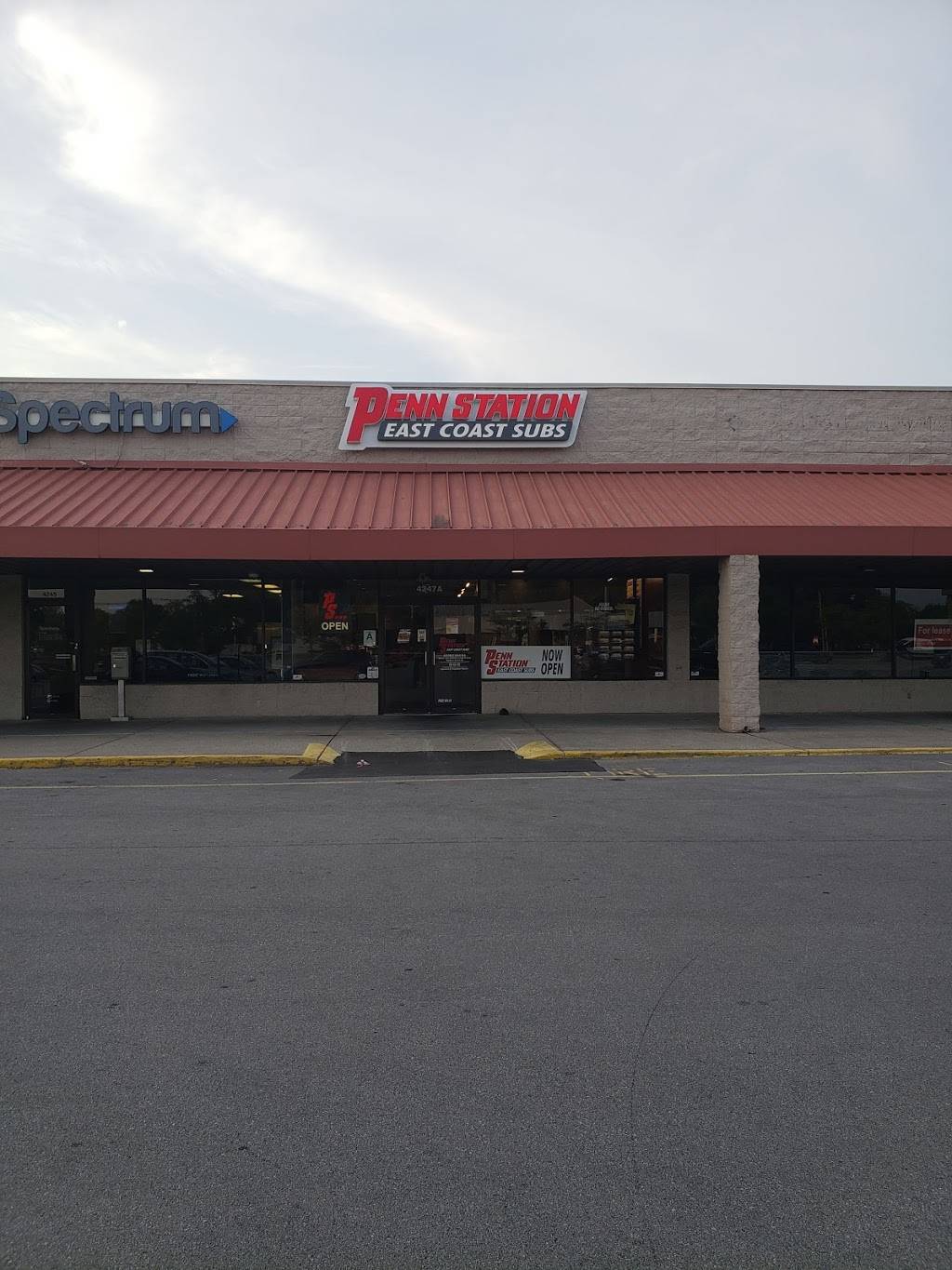 Penn Station East Coast Subs | meal takeaway | 4247A Outer Loop, Louisville, KY 40219, USA | 5029642200 OR +1 502-964-2200