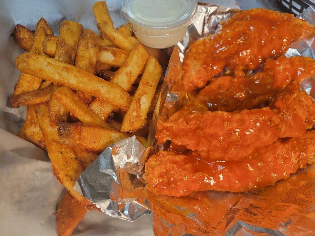 The Backyard Grill @ Craft Beer Cellar | restaurant | 907 Franklin St, Houston, TX 77002, USA | 2818979200 OR +1 281-897-9200