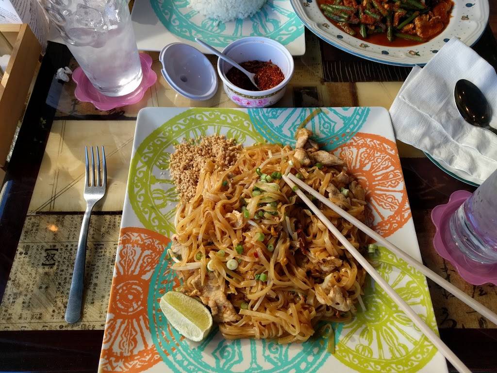 Thai Thais | restaurant | 610 Stoney Creek Ln #23, Newport News, VA 23608, USA | 7573698339 OR +1 757-369-8339