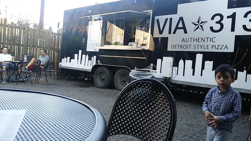 Via 313 Pizza | meal takeaway | 96 Rainey St, Austin, TX 78701, USA | 5126099405 OR +1 512-609-9405