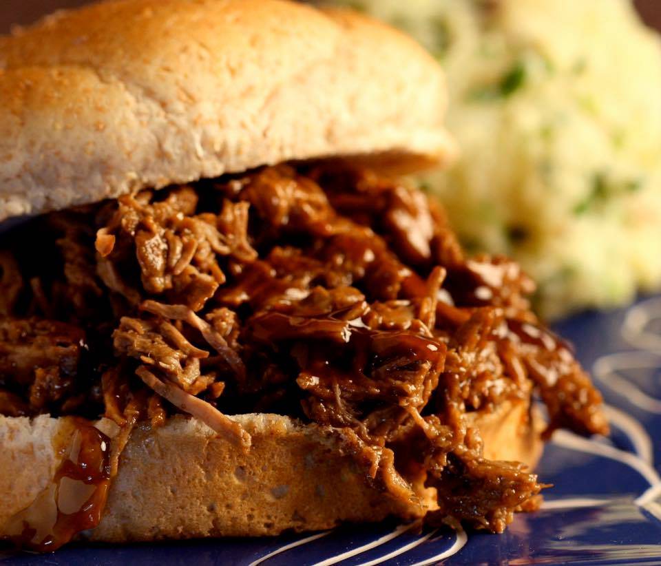 Dine-N-Dash | restaurant | 1299 S Collegiate Dr, Wilkesboro, NC 28697, USA | 3368385940 OR +1 336-838-5940