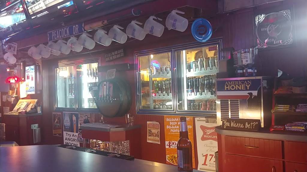 Dts Pub & Primetime | restaurant | 228 S Main St, Fayette, IA 52142, USA | 5634254351 OR +1 563-425-4351