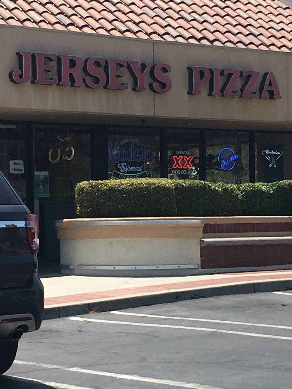 Jerseys | restaurant | 985 Kendall Dr, San Bernardino, CA 92407, USA | 9098860008 OR +1 909-886-0008