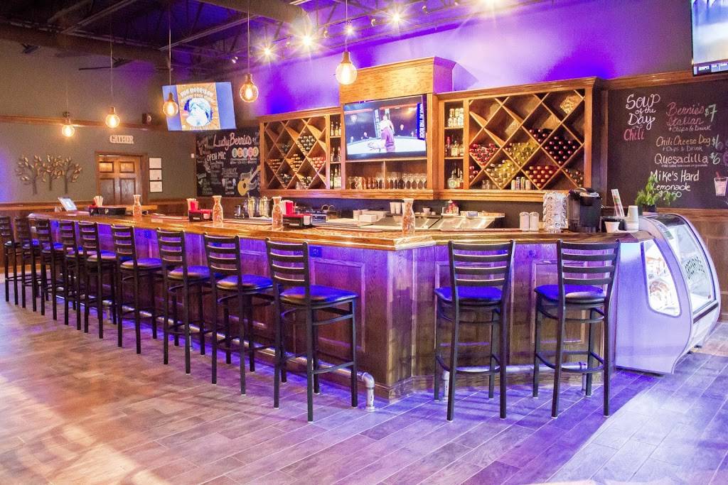 Lucky Bernies | restaurant | 420 East, IL-173 Unit 111, Antioch, IL 60002, USA | 2247888733 OR +1 224-788-8733