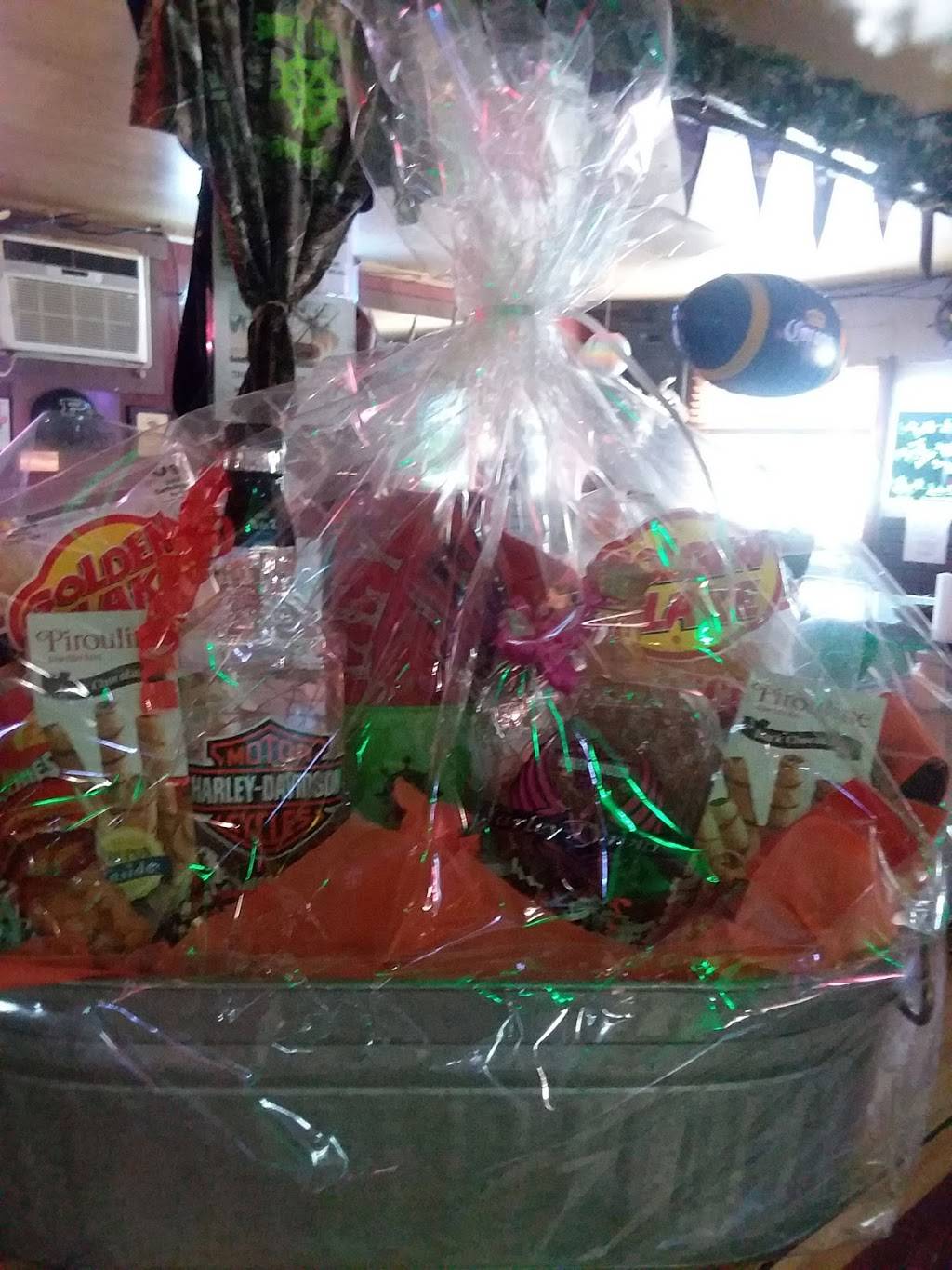 Sharps Tavern | restaurant | 30012 LA-22, Springfield, LA 70462, USA | 2253953088 OR +1 225-395-3088