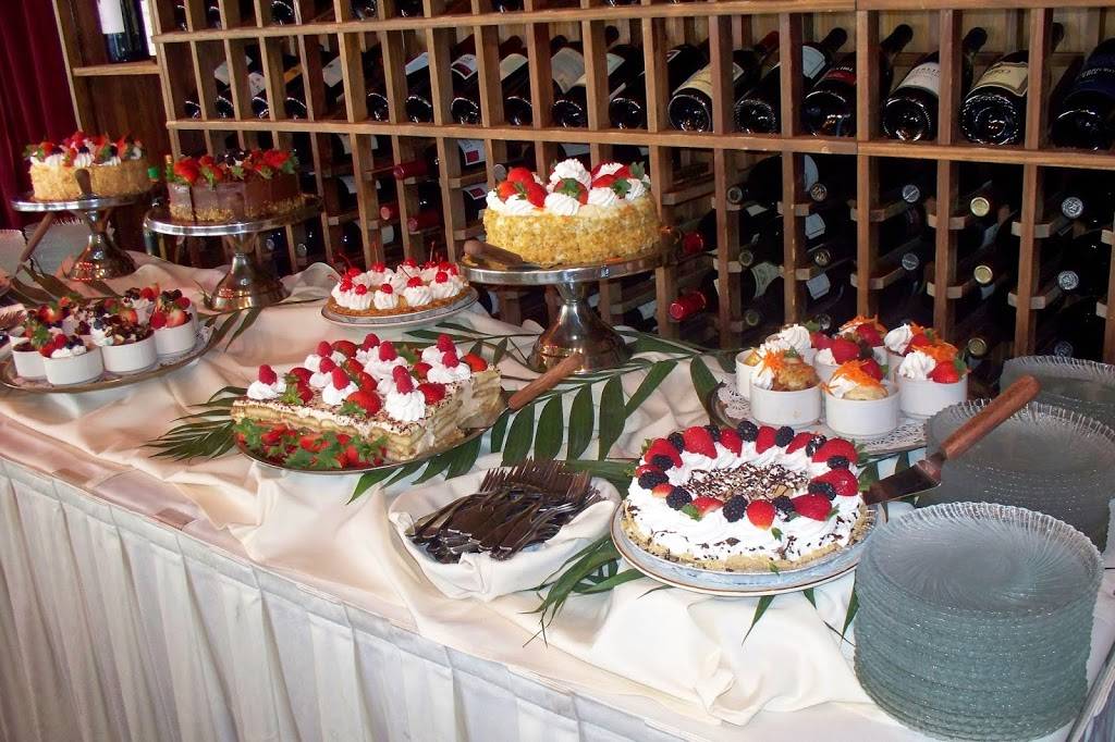 Walden Yacht Club | restaurant | 13101 Melville Dr, Montgomery, TX 77356, USA | 9365824222 OR +1 936-582-4222