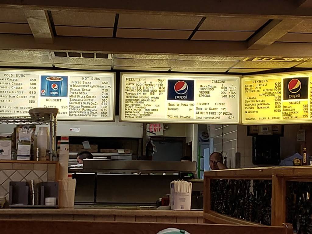 Franks Pizza & Subs | restaurant | 511 E Nelson St, Lexington, VA 24450, USA | 5404637575 OR +1 540-463-7575