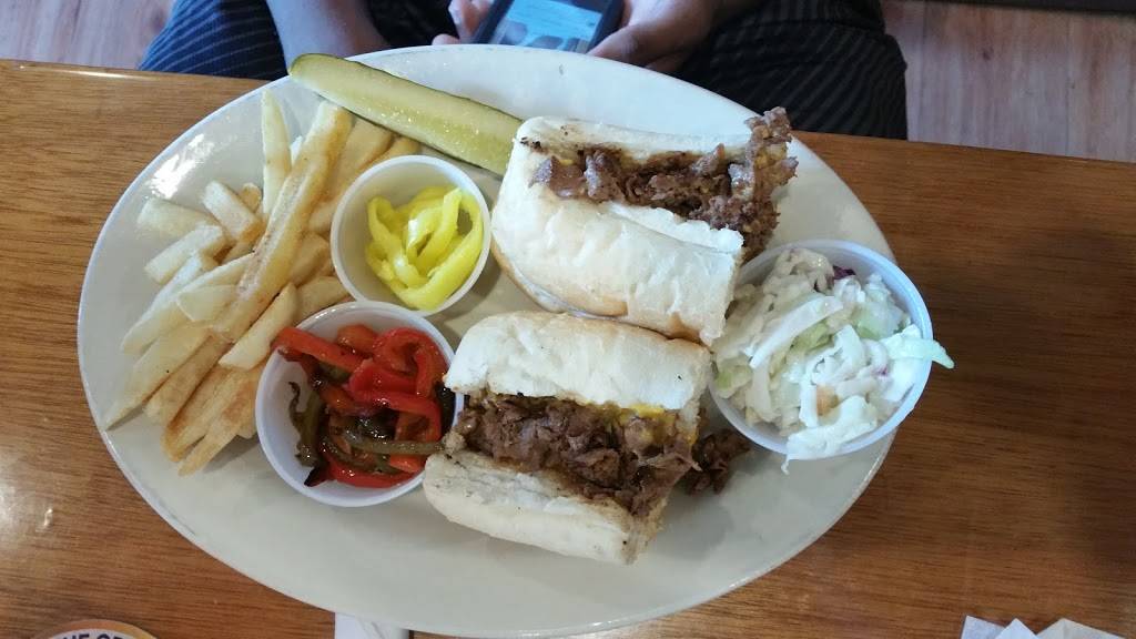 Hincheys Chicago Bar & Grill | restaurant | 70 Pope Ave, Hilton Head Island, SC 29928, USA | 8436865959 OR +1 843-686-5959