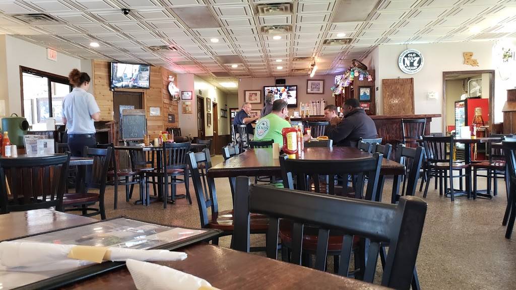 Spahrs Seafood Restaurant | restaurant | 3682 US-90, Des Allemands, LA 70030, USA | 9857581602 OR +1 985-758-1602