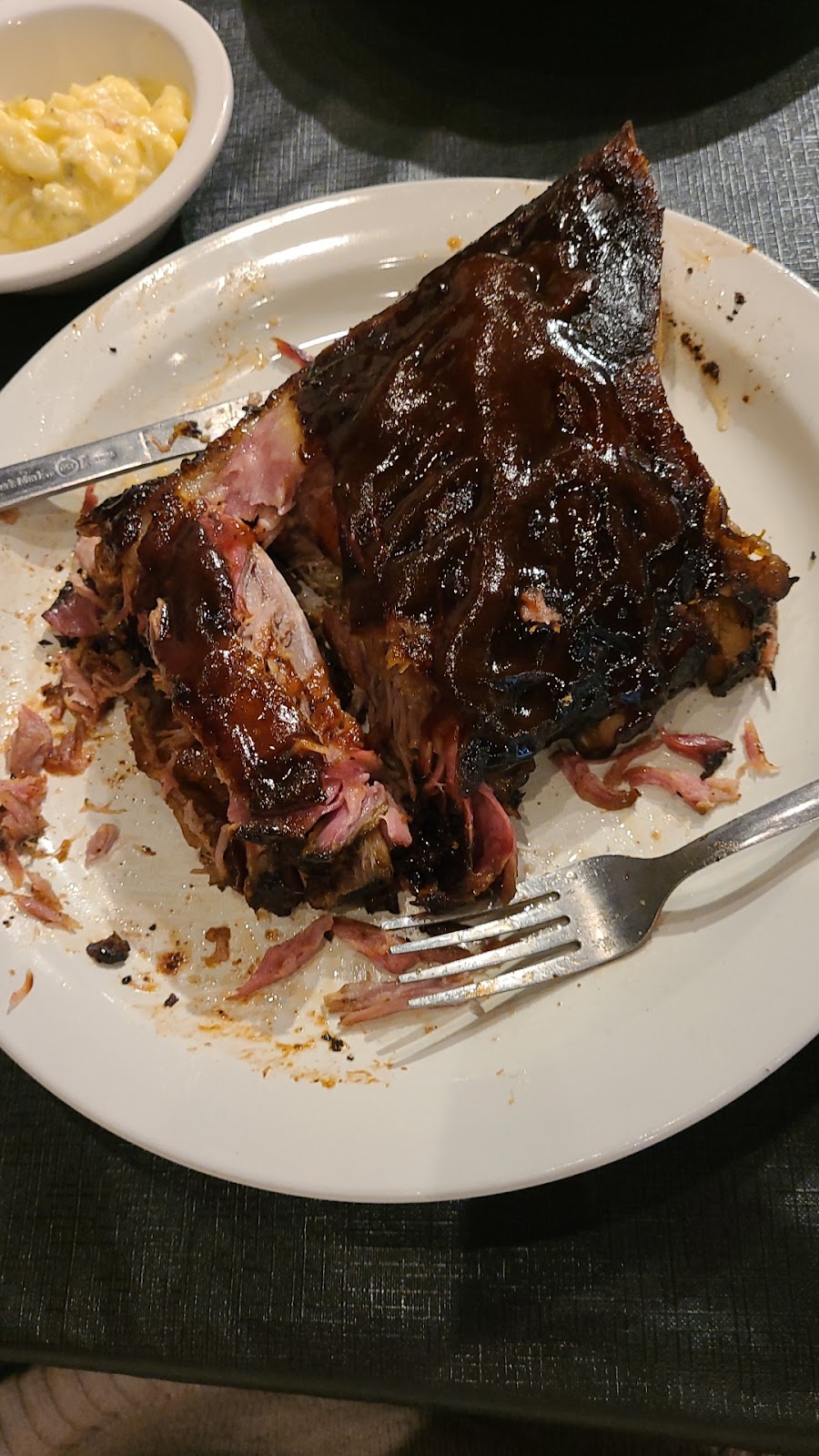 Sniders BBQ | restaurant | 1027 Porter Wagoner Blvd, West Plains, MO 65775, USA | 4173728909 OR +1 417-372-8909