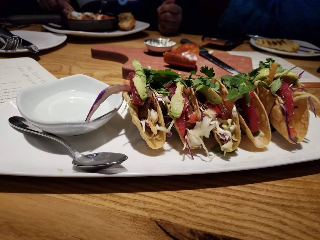 Coopers Hawk Winery & Restaurant | restaurant | 27200 Harvard Rd, Highland Hills, OH 44122, USA | 2162853500 OR +1 216-285-3500