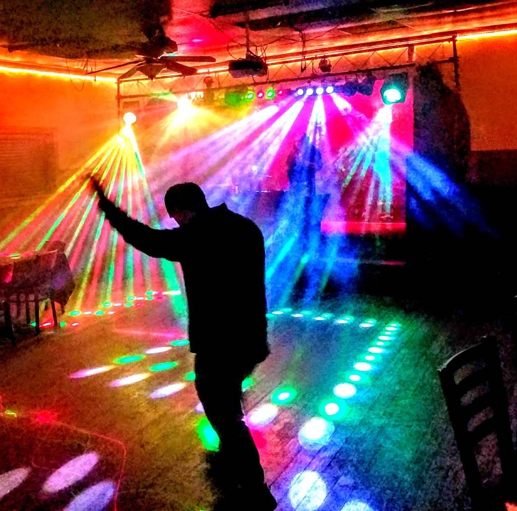 Drinx Bar & Grill | restaurant | 370 S Main St #5021, Lakeport, CA 95453, USA | 7072637355 OR +1 707-263-7355