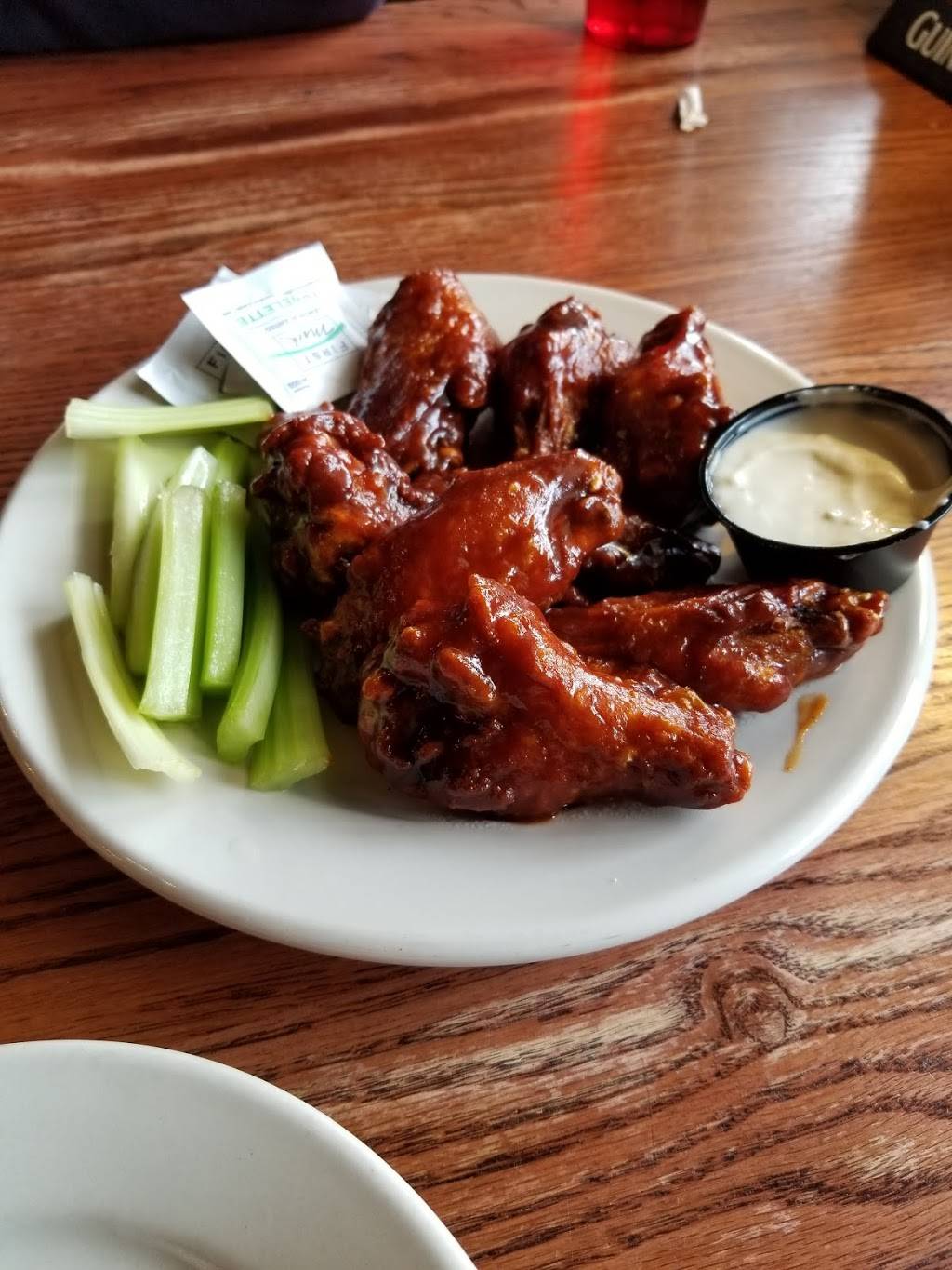 The Brewmasters Tavern | restaurant | 4 Main St, Williamsburg, MA 01096, USA | 4132687741 OR +1 413-268-7741