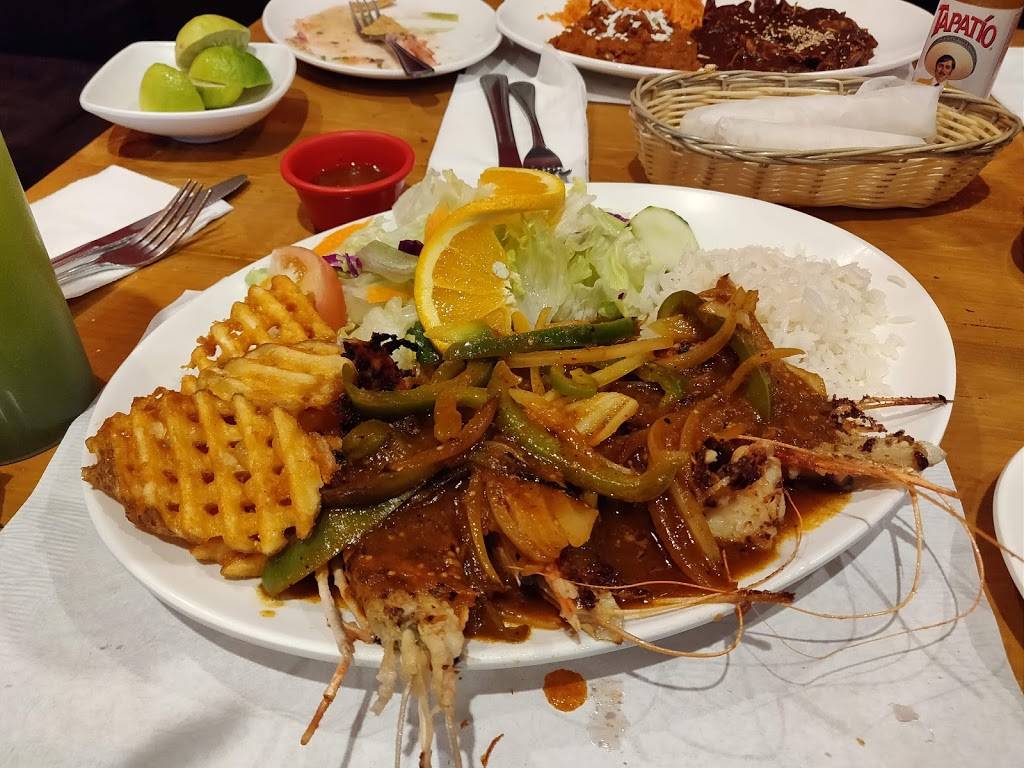 Langosta Ranchera | restaurant | 5862 Whittier Blvd, East Los Angeles, CA 90022, USA | 3234851886 OR +1 323-485-1886