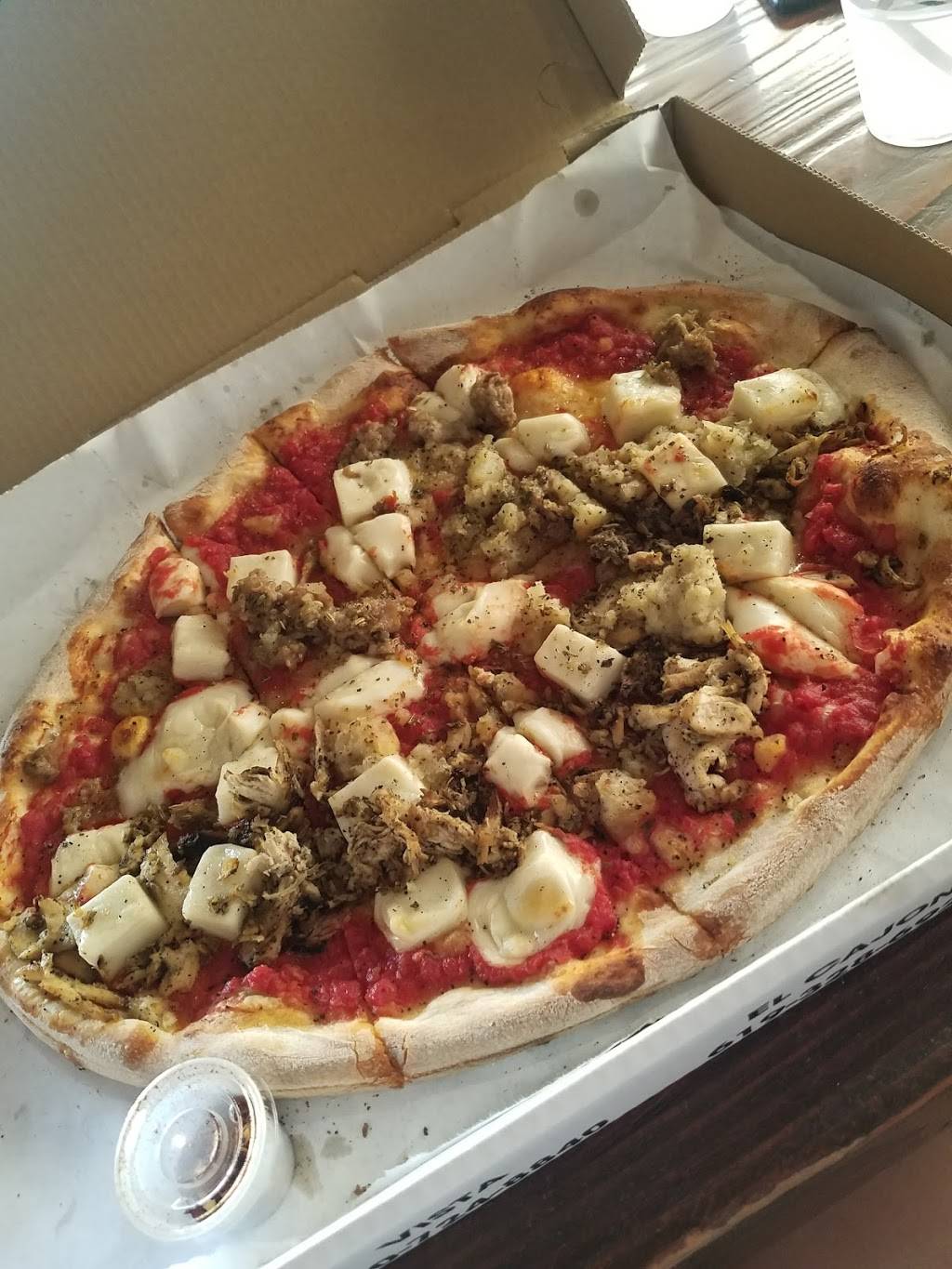 URBN Coal Fired Pizza | restaurant | 203 Main St, Vista, CA 92084, USA | 7607248840 OR +1 760-724-8840