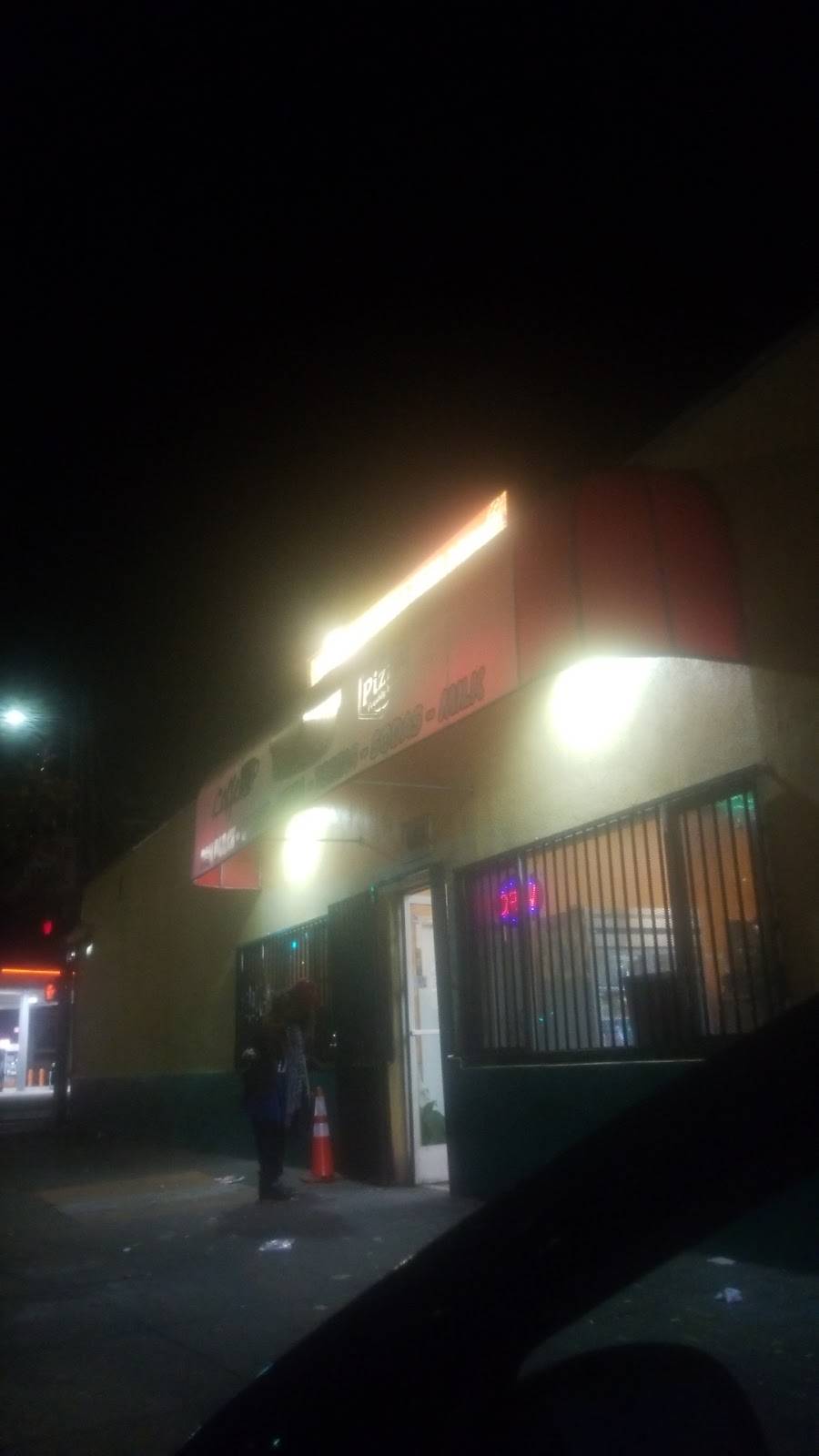 Lupitas Panaderia y Pizzeria | bakery | 653 98th Ave, Oakland, CA 94603, USA | 5103821940 OR +1 510-382-1940