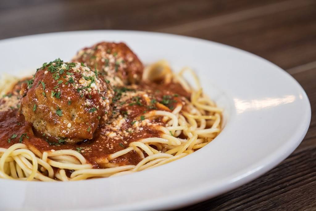 Carmelas Restaurant | meal takeaway | 138 Main St, Kingston, MA 02364, USA | 7815852148 OR +1 781-585-2148