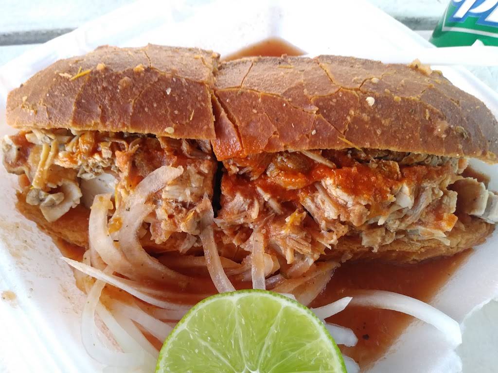 Tortas Ahogadas La Ramadita | restaurant | 5938 Vineland Ave, North Hollywood, CA 91601, USA | 8185066473 OR +1 818-506-6473