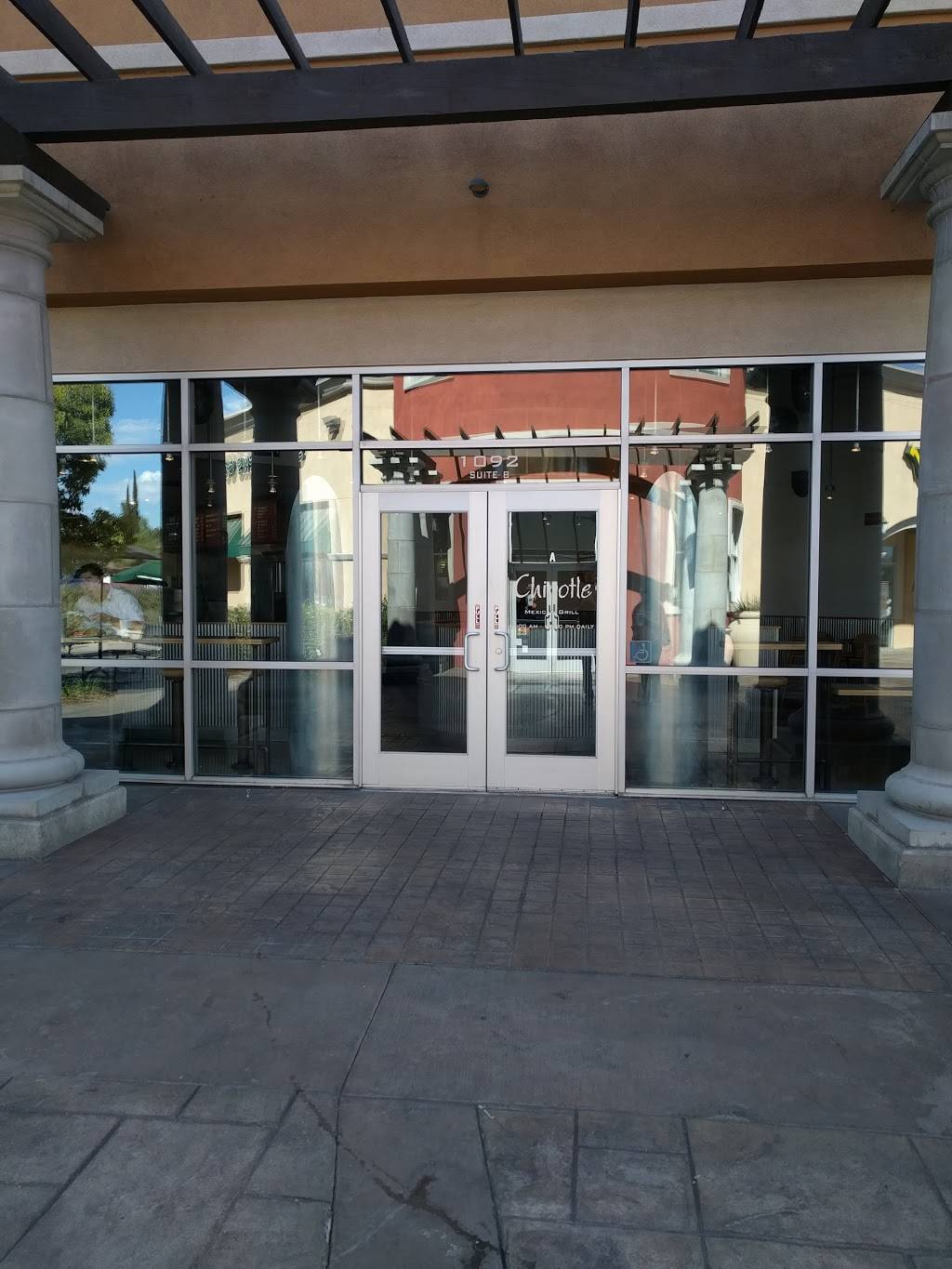 Chipotle Mexican Grill | restaurant | 1092 E Hospitality Ln Ste B, San Bernardino, CA 92408, USA | 9097999420 OR +1 909-799-9420