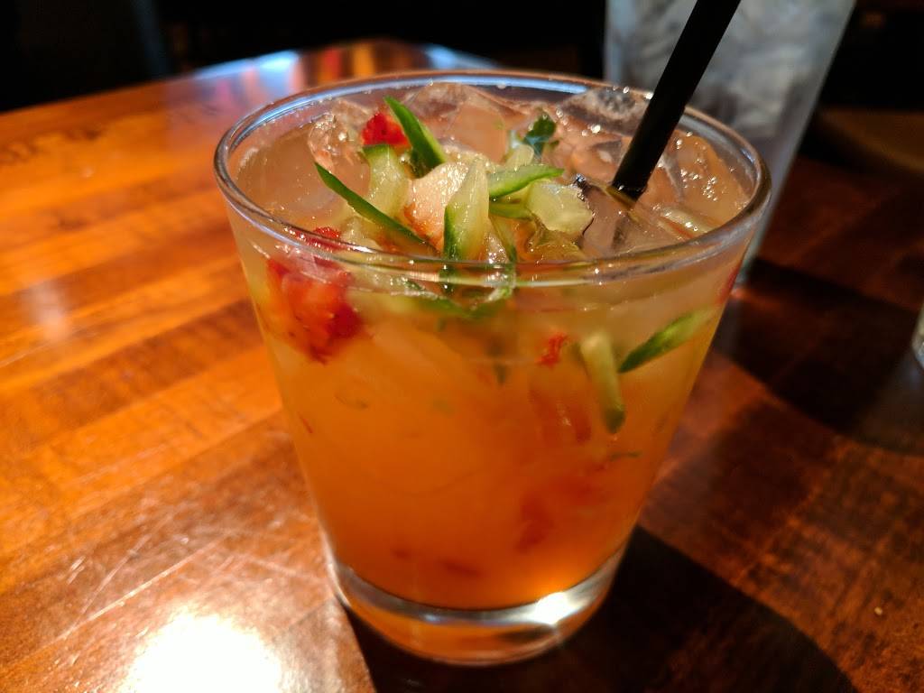 P.F. Changs | meal takeaway | 25 The Blvd, Richmond Heights, MO 63117, USA | 3148622624 OR +1 314-862-2624