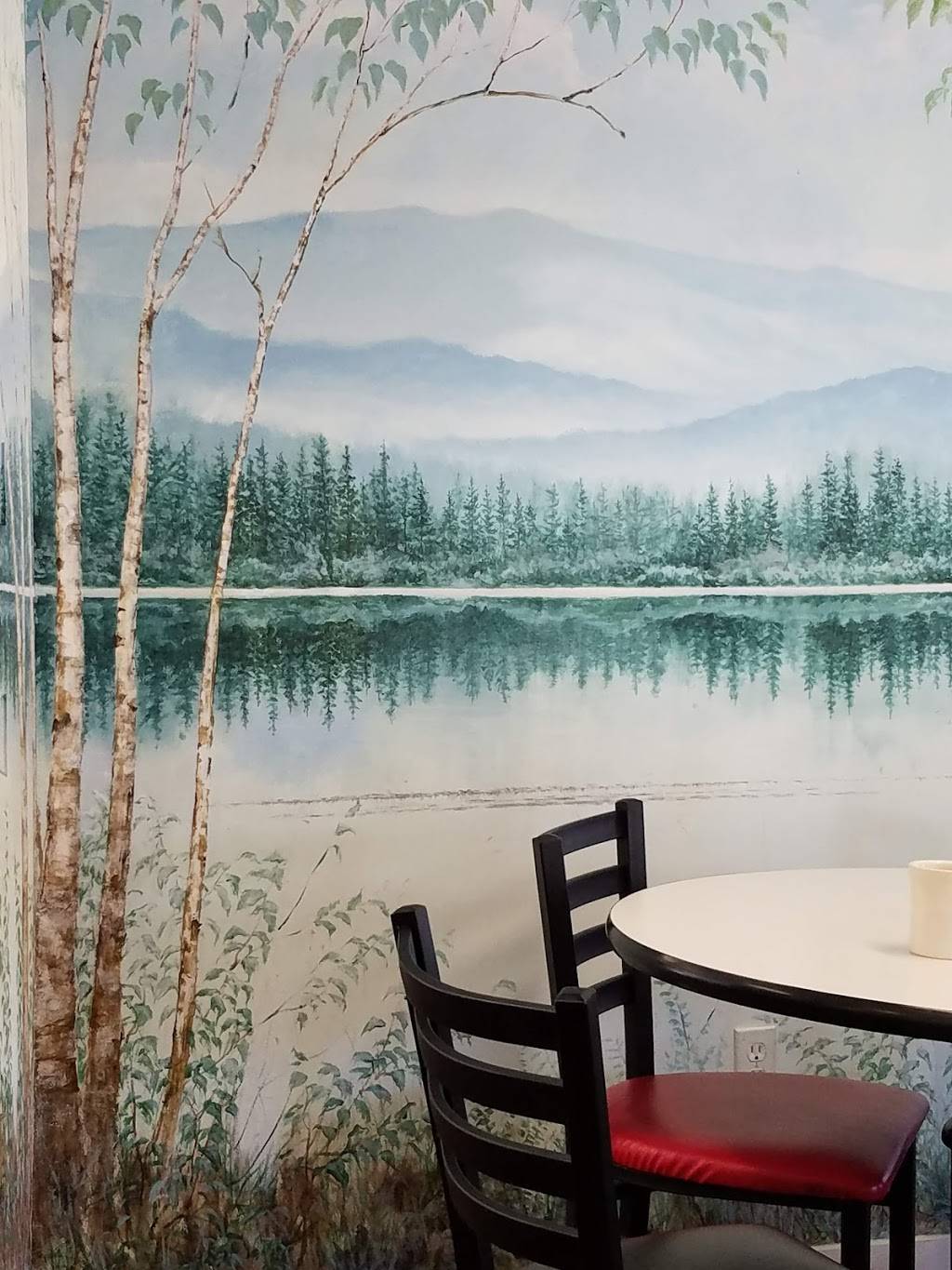 Mels Raspberry Patch | restaurant | 630 Main St, Springvale, ME 04083, USA | 2073249741 OR +1 207-324-9741