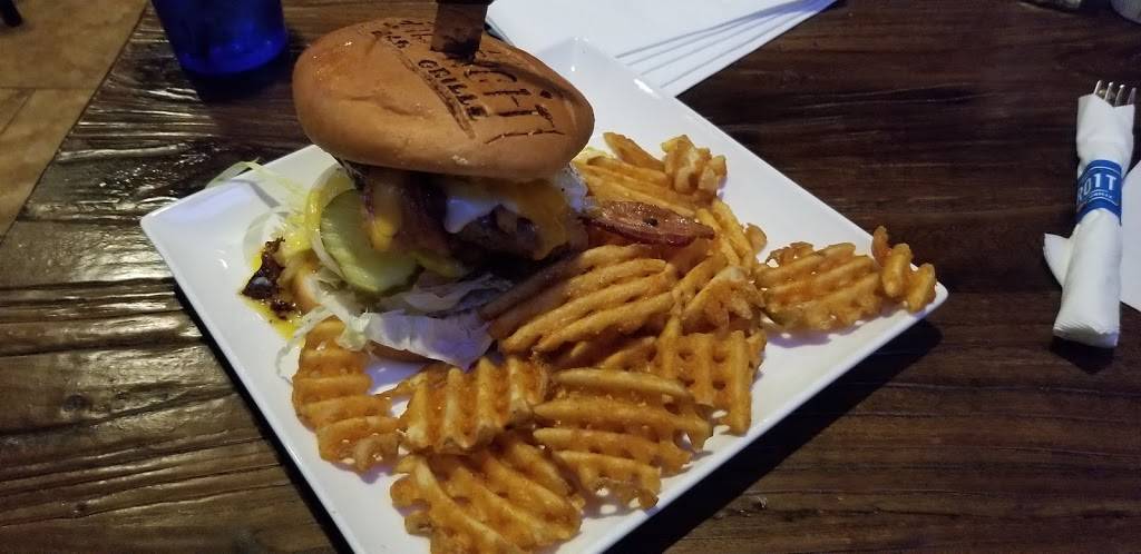 Old Detroit Bar and Grille | restaurant | 741 S Lapeer Rd, Lake Orion, MI 48362, USA | 2488148109 OR +1 248-814-8109