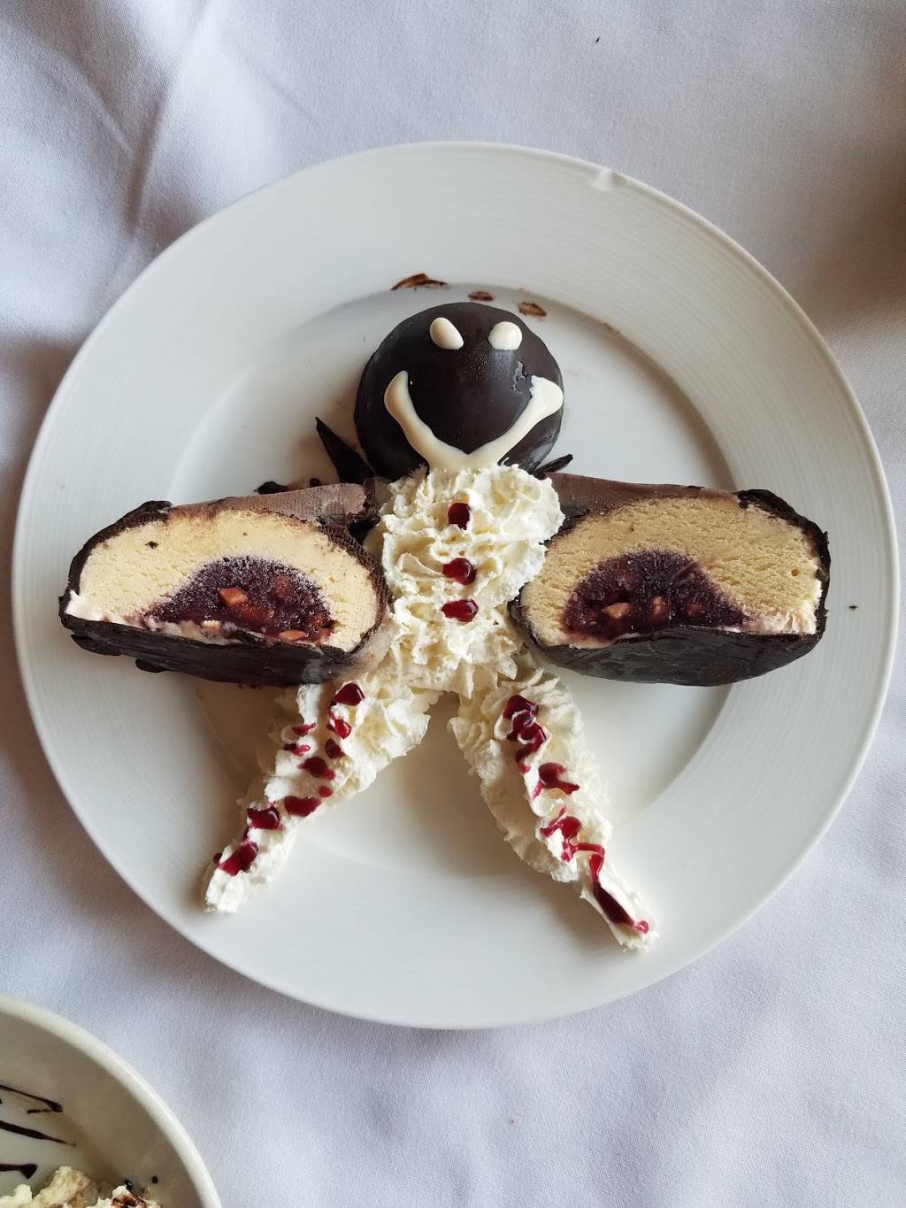 San Remo | restaurant | 328 Sunrise Hwy, Rockville Centre, NY 11570, USA | 5167640800 OR +1 516-764-0800